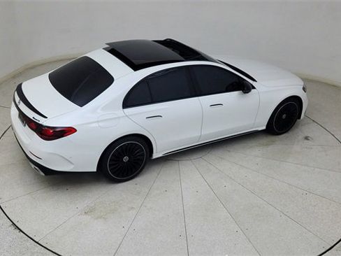 Used 2024 Mercedes-Benz E 450 4MATIC Sedan w/ Airmatic Package image 88