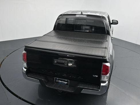Used 2023 Toyota Tacoma TRD Off-Road AWD/4WD image 27