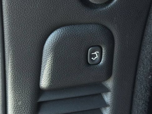 Used 2023 Dodge Durango R/T RWD image 41
