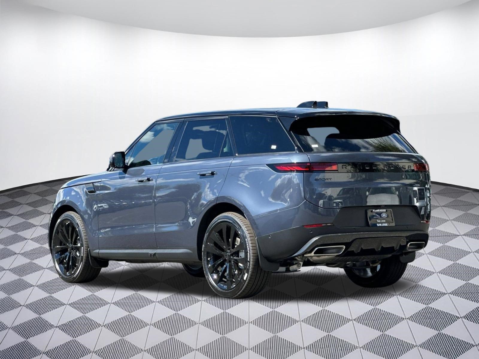 New 2026 Land Rover Range Rover Sport SE AWD/4WD image 3