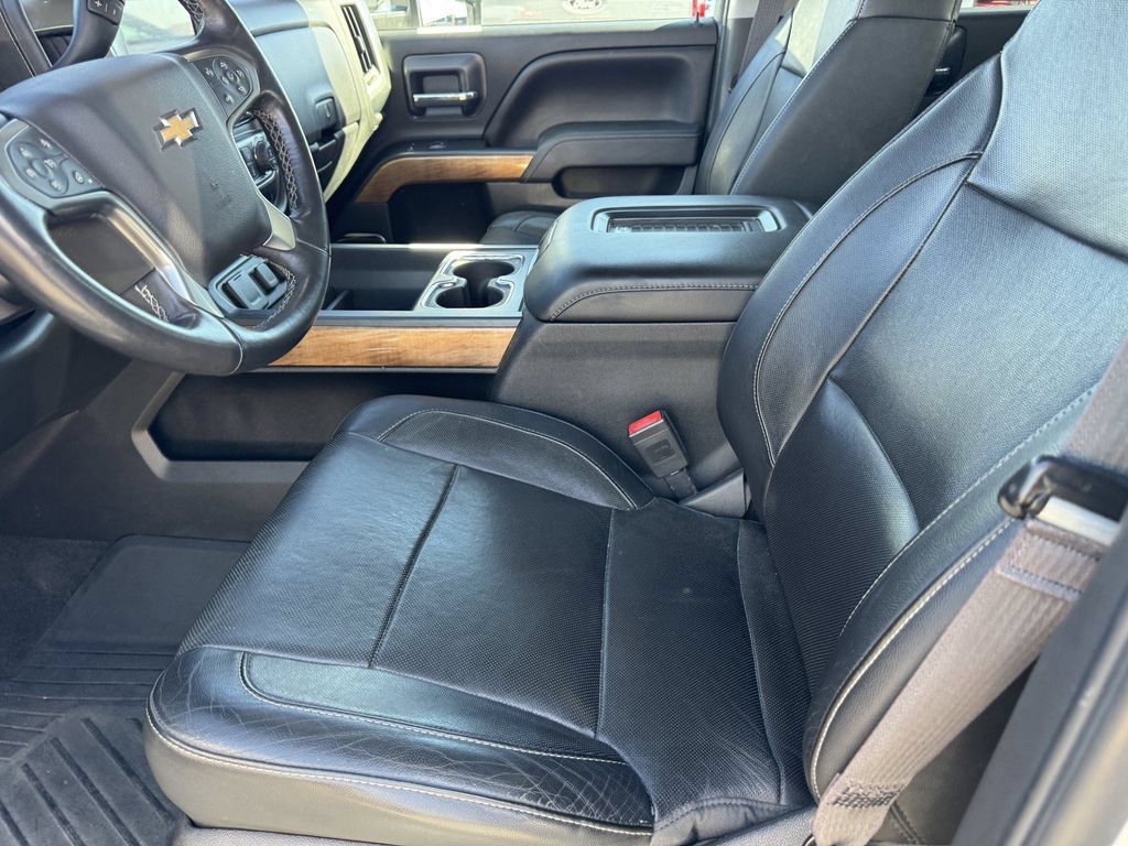 Used 2017 Chevrolet Silverado 1500 LTZ w/ Sport Package RWD image 19