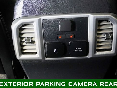 Used 2019 Ford F150 Platinum image 9