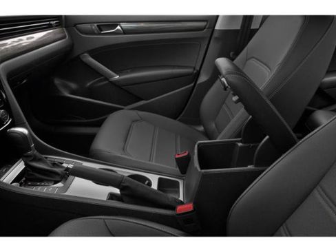 Used 2020 Volkswagen Passat 2.0T SE FWD image 16