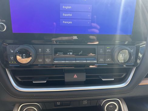 Used 2024 Toyota Grand Highlander AWD image 24