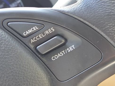 Used 2017 INFINITI QX50 AWD w/ Premium Package image 28