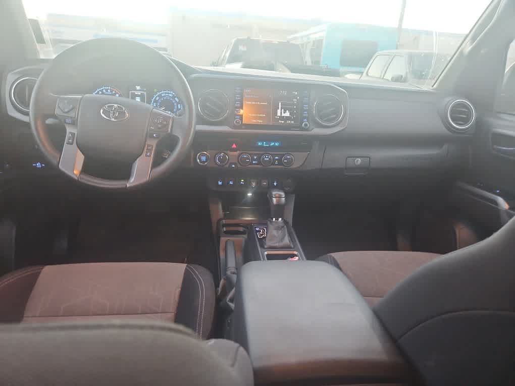 Used 2023 Toyota Tacoma TRD Sport w/ Advanced Technology Package AWD/4WD image 10