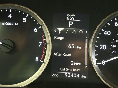 Used 2016 Lexus IS 300 AWD w/ Premium Package image 16