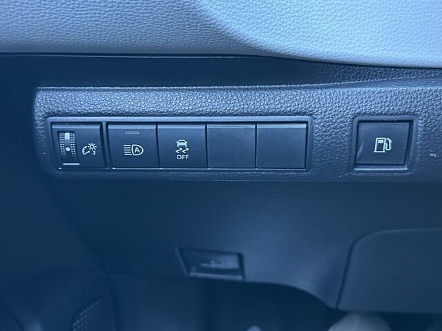 Used 2024 Toyota Corolla SE FWD image 30