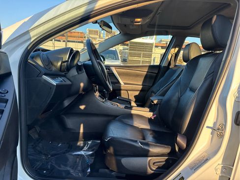 Used 2013 MAZDA MAZDA3 i Grand Touring image 15