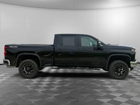 Used 2025 Chevrolet Silverado 3500 LT AWD/4WD image 6