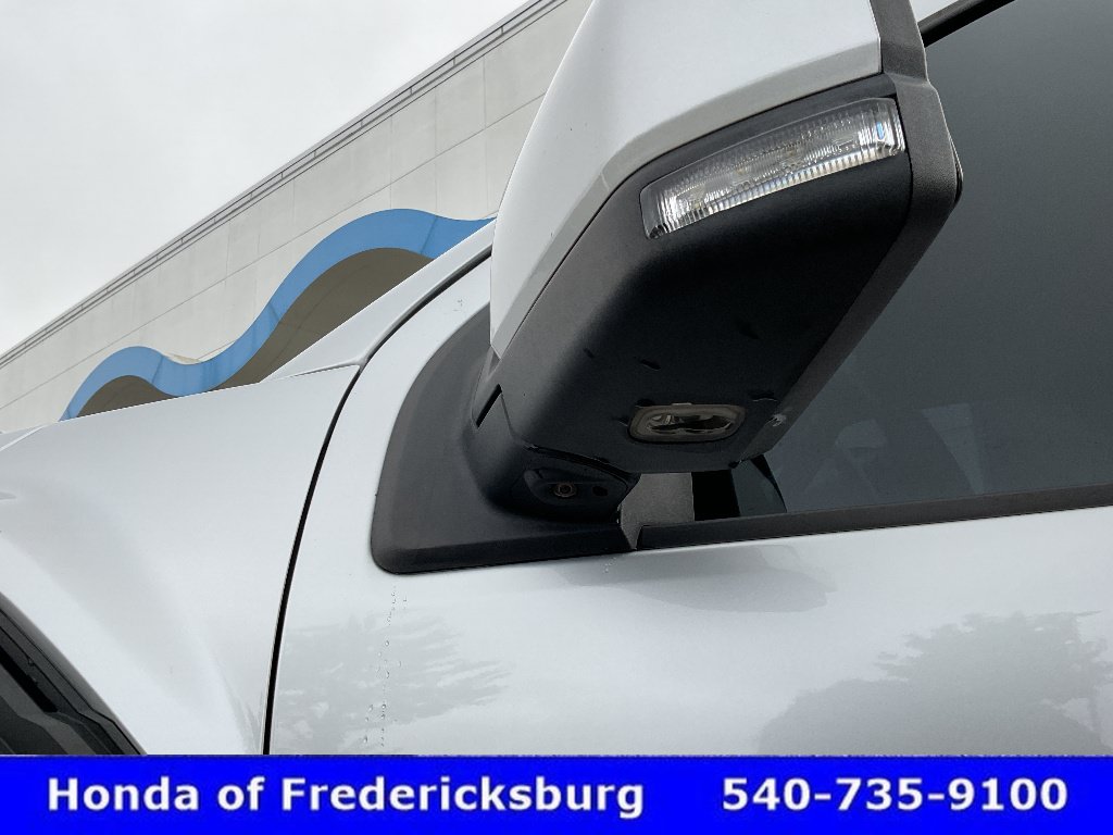Used 2018 Ford F150 Raptor w/ Equipment Group 802A Luxury AWD/4WD image 8
