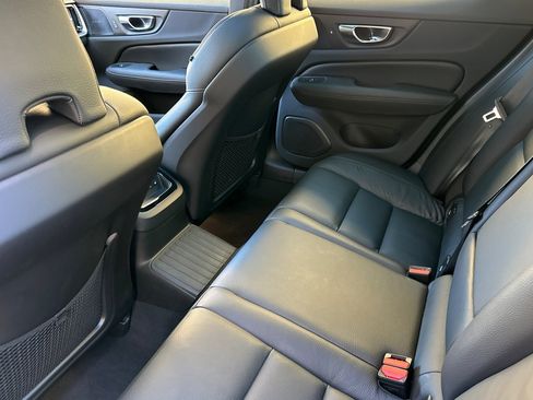 Used 2023 Volvo S60 T8 Plus w/ Climate Package image 12