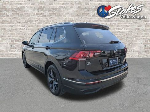 Certified 2023 Volkswagen Tiguan SE w/ Panoramic Sunroof Package FWD image 7