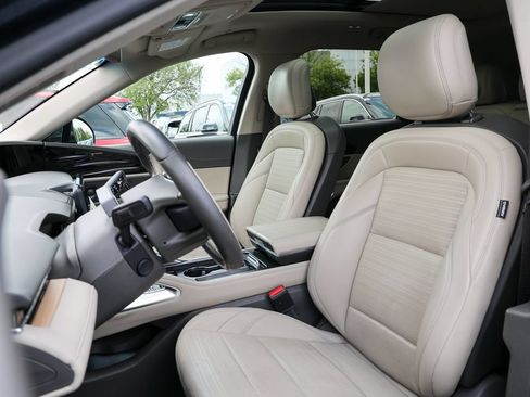 Used 2024 Lincoln Nautilus Reserve w/ Equipment Group 202A AWD/4WD image 44