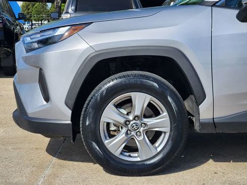 Used 2024 Toyota RAV4 XLE image 5