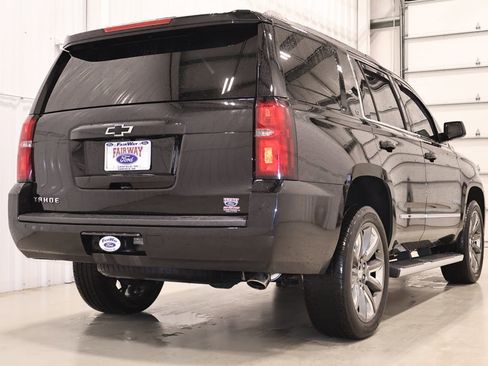 Used 2018 Chevrolet Tahoe LT image 9