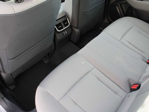 Used 2025 Subaru Legacy Premium w/ Popular Package #1 AWD/4WD image 18
