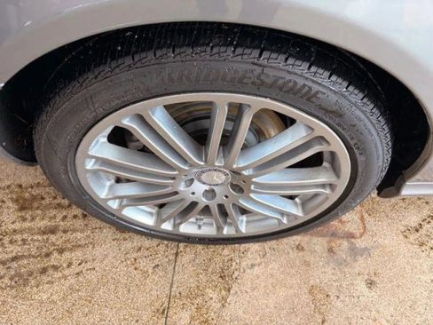 Used 2010 Mercedes-Benz CL 550 4MATIC image 39