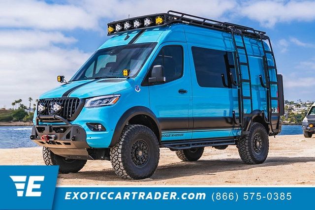Used 2024 Mercedes-Benz Sprinter 2500 image 1
