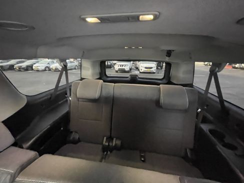 Used 2019 GMC Yukon XL SLE w/ HD Trailering Package image 26