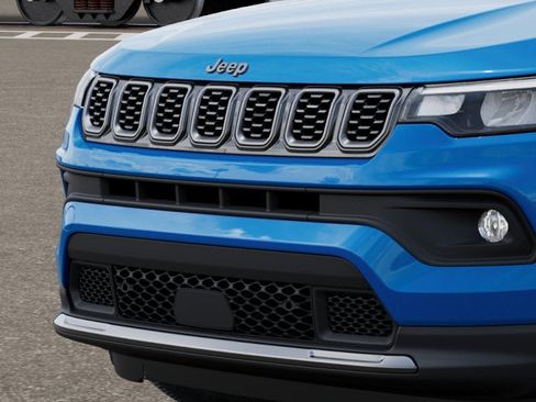 New 2026 Jeep Compass Latitude AWD/4WD image 16