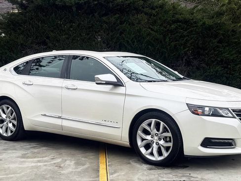 Used 2014 Chevrolet Impala LTZ image 3