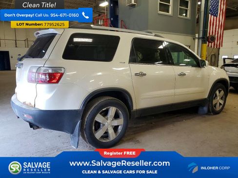 Used 2011 GMC Acadia SLT w/ Technology Package image 4