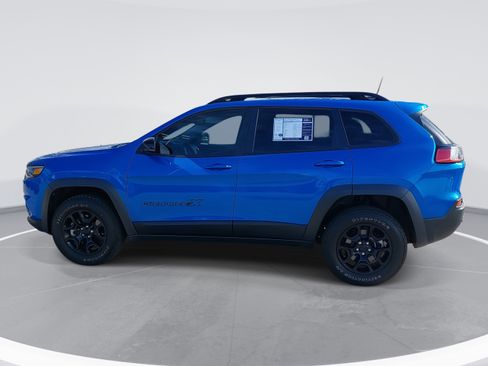 Used 2022 Jeep Cherokee Latitude w/ Trailer Tow Group image 8