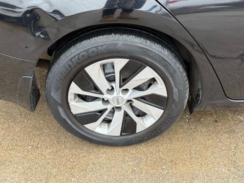 Used 2020 Nissan Altima 2.5 S FWD image 43