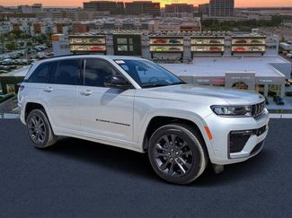 New 2026 Jeep Grand Cherokee Limited Reserve video 1