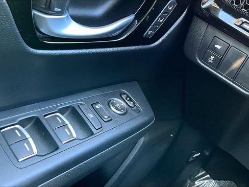 Used 2023 Honda CR-V EX-L image 36