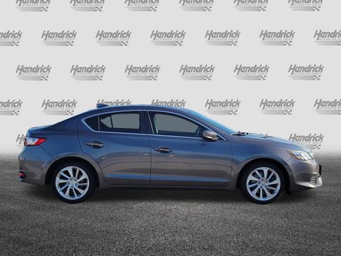 Used 2018 Acura ILX FWD image 8