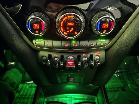 Used 2022 MINI Cooper Countryman S w/ Premium Package image 17