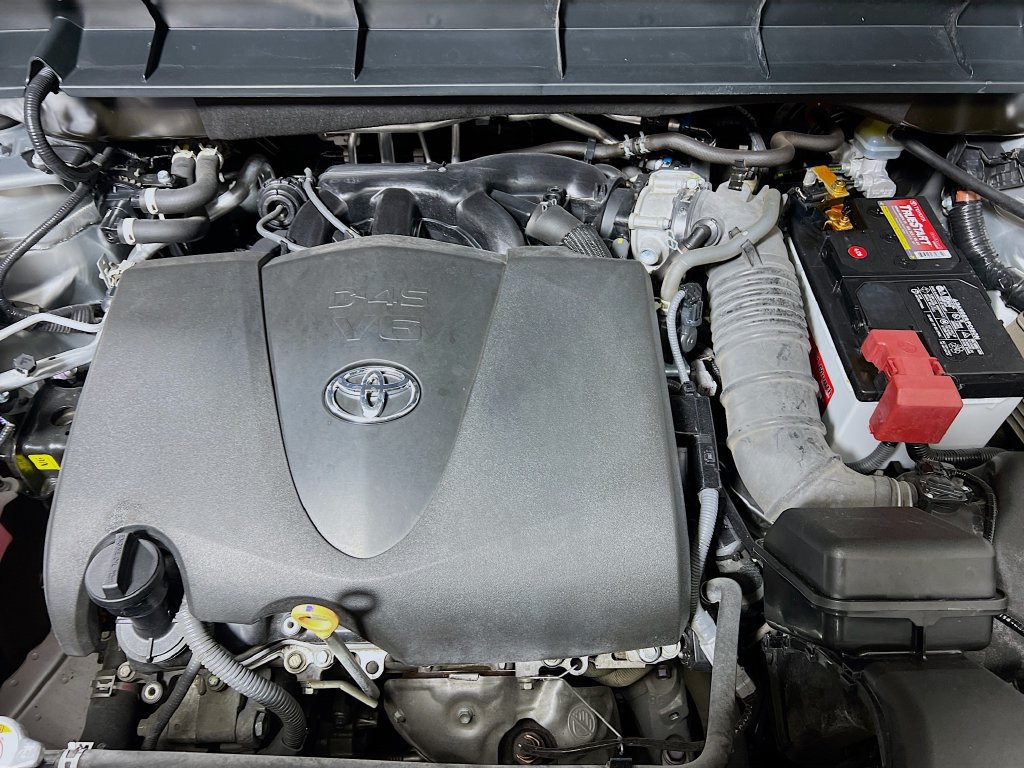 Used 2022 Toyota Highlander XLE AWD/4WD image 27