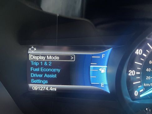 Used 2018 Ford Fusion Titanium image 25