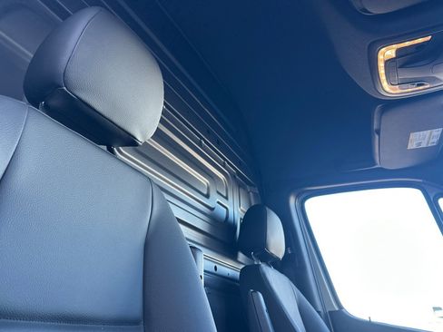 New 2025 Mercedes-Benz Sprinter 2500 image 16