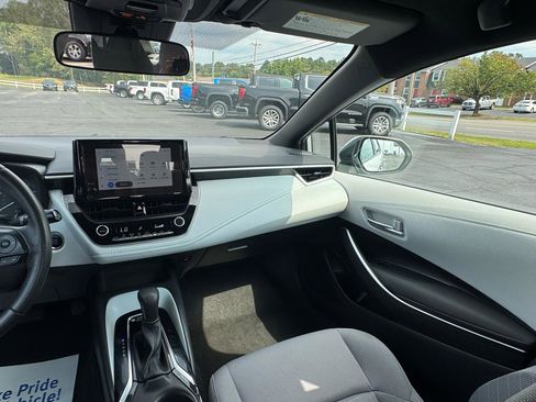 Used 2023 Toyota Corolla SE FWD image 19