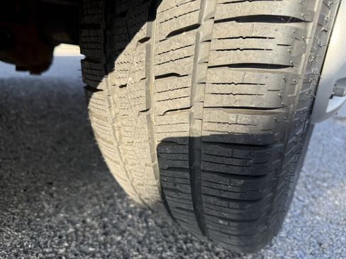 Used 2024 Ford Transit 250 148 Medium Roof Extended AWD image 9