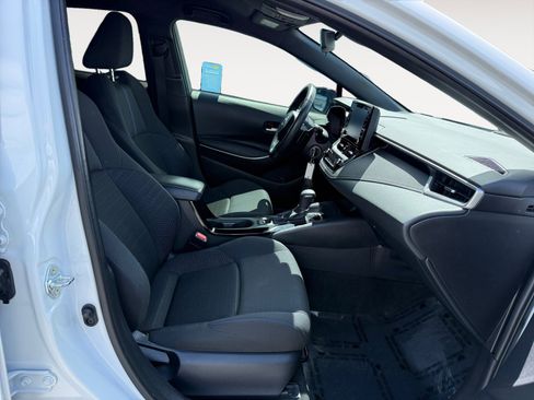 Used 2022 Toyota Corolla SE w/ Carpet Mat Package (TMS) FWD image 19