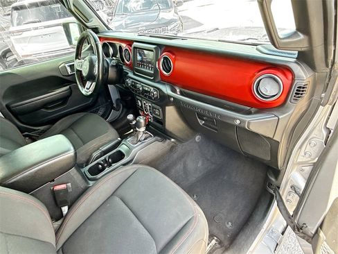 Used 2021 Jeep Wrangler Unlimited Rubicon image 32