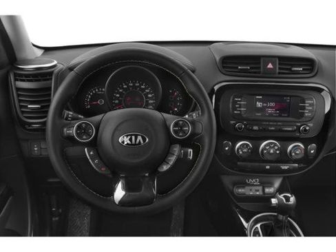 Used 2015 Kia Soul FWD image 10
