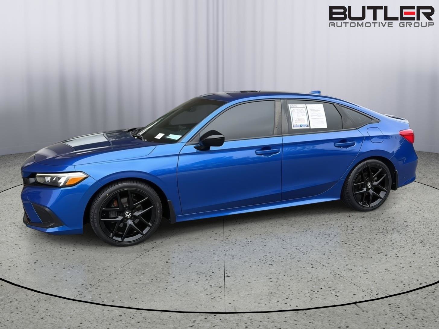Used 2023 Honda Civic Sport image 3