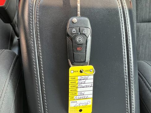 Used 2024 Ford Maverick XLT w/ XLT Luxury Package AWD/4WD image 18