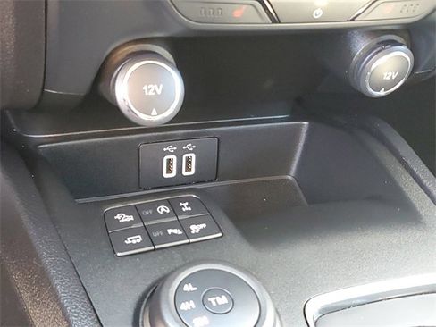 Used 2019 Ford Ranger XLT w/ Equipment Group 302A Luxury image 21