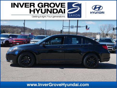 Used 2014 Chrysler 200 Touring w/ 200 S Group FWD image 1