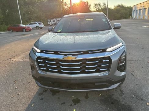 Used 2026 Chevrolet Equinox LT AWD/4WD image 4