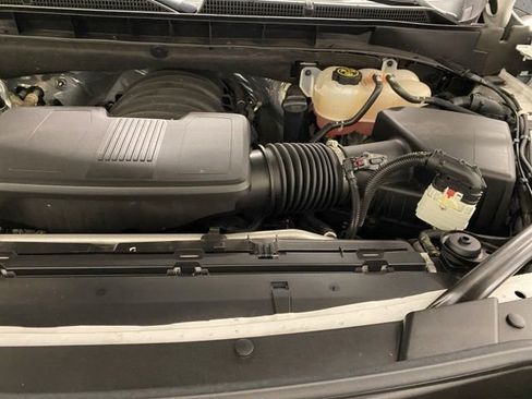 Used 2023 Cadillac Escalade ESV Premium Luxury Platinum image 28