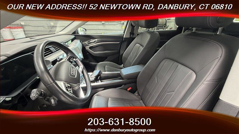 Used 2021 Audi e-tron Premium w/ Convenience Plus Package AWD/4WD image 18
