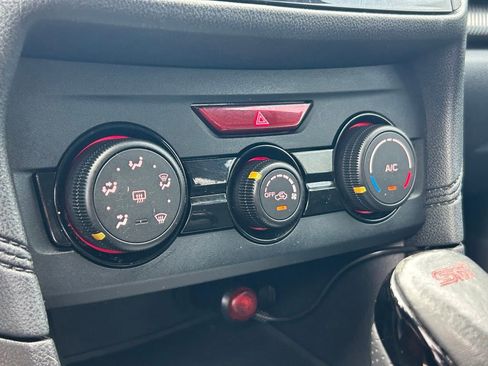 Used 2018 Subaru Crosstrek 2.0i w/ Popular Package #3 AWD/4WD image 35