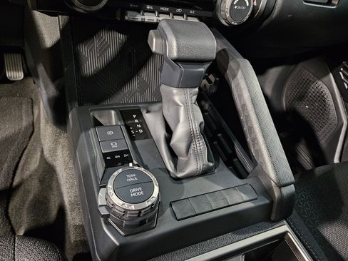 Certified 2025 Toyota 4Runner SR5 image 32